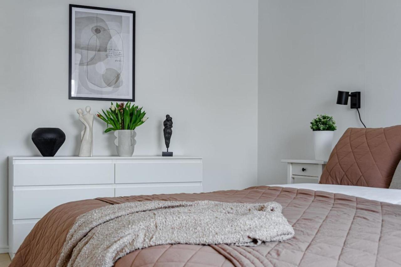 Affordable Stay In Creative Sofo - Construction Work Stockholm Exterior photo